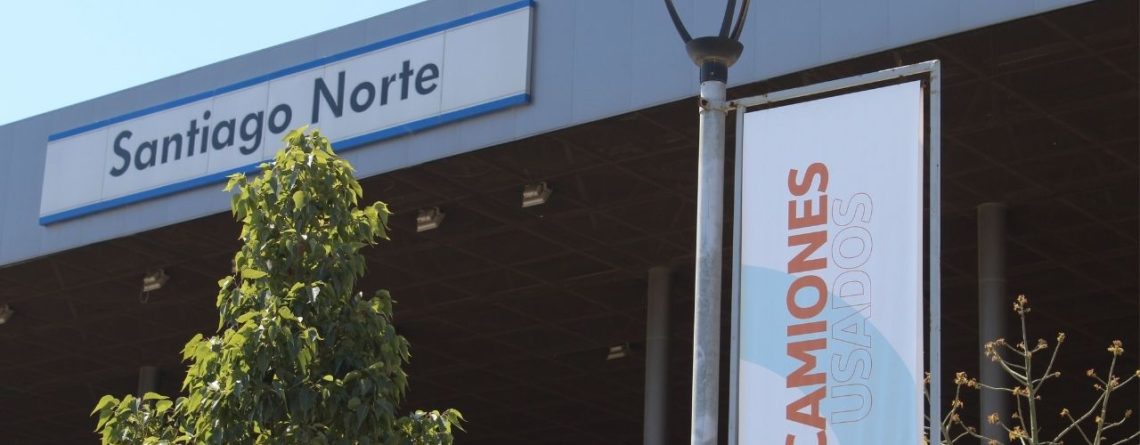 cartel anunciando la venta de camiones usados en zentrum